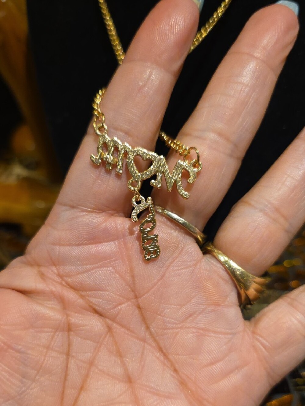 Source Unknown Gold 'Mom' Pendant Necklace with Heart and 'Love' Drop - Picture 2 of 5